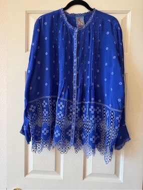 Johnny Was Royal Blue Embroidered Button-Front Blouse